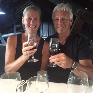 Meet your Posher, Hilary